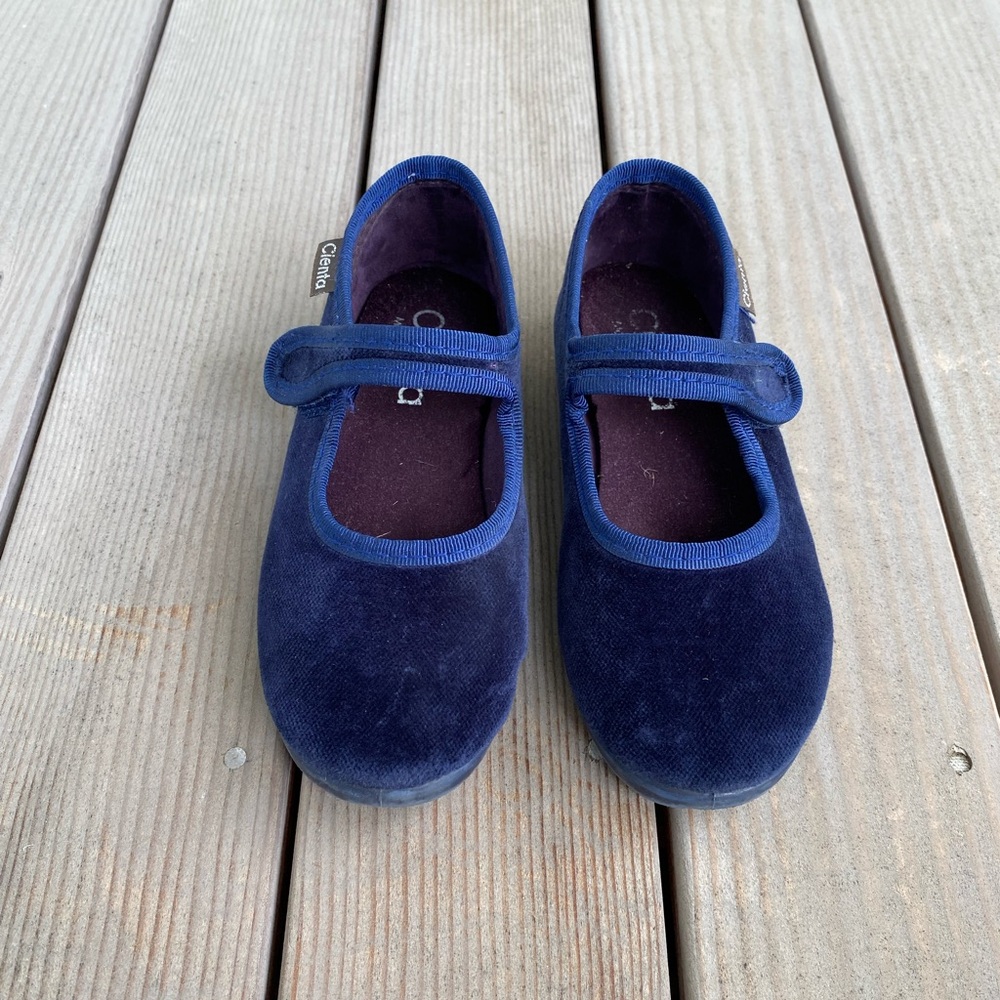Cienta Navy Mary Jane, Size 27 (US 9.5 toddler) - Picture 2 of 6